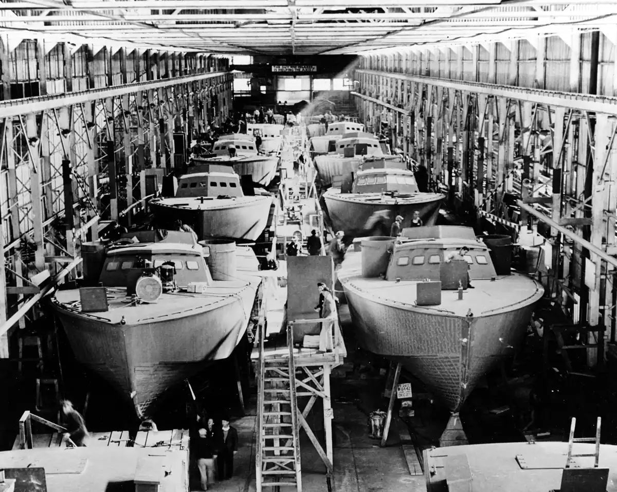 Higgins PT boats under construction in City Park, New Orleans, around 1943